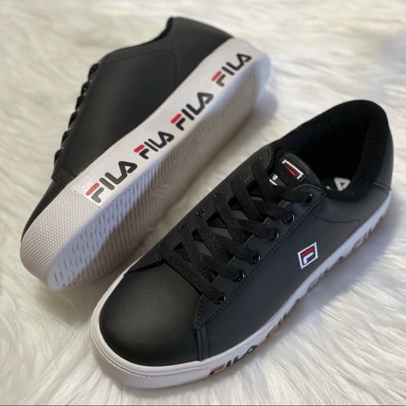 NEW Fila Big Kids Multilogo Premium Casual Sneakers - Picture 6 of 8